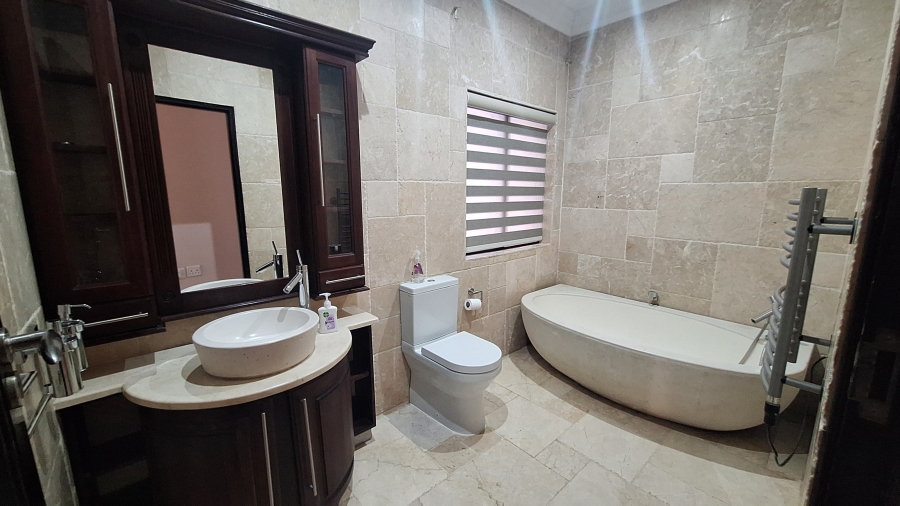 To Let 4 Bedroom Property for Rent in Jim Fouchepark Free State